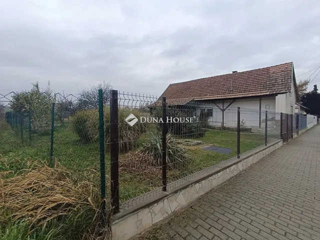 Eladó ház Kaposszekcső 60 nm