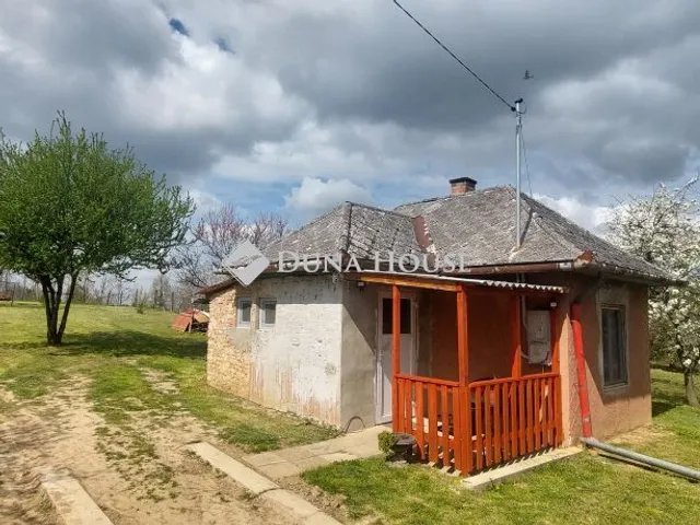 Eladó ház Dombóvár, Csap dűlő 30 nm
