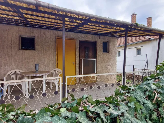 Eladó ház Dombóvár 85 nm