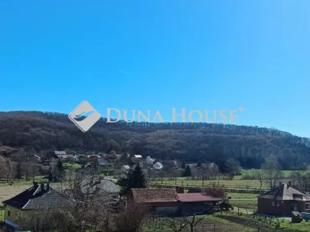 Eladó ház Husztót 90 nm