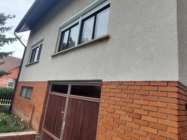 Eladó ház Dombóvár 250 nm