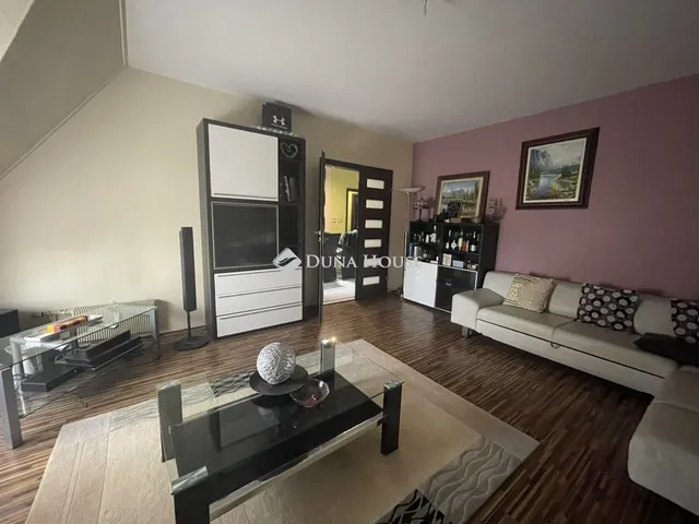 Eladó lakás Dombóvár 94 nm