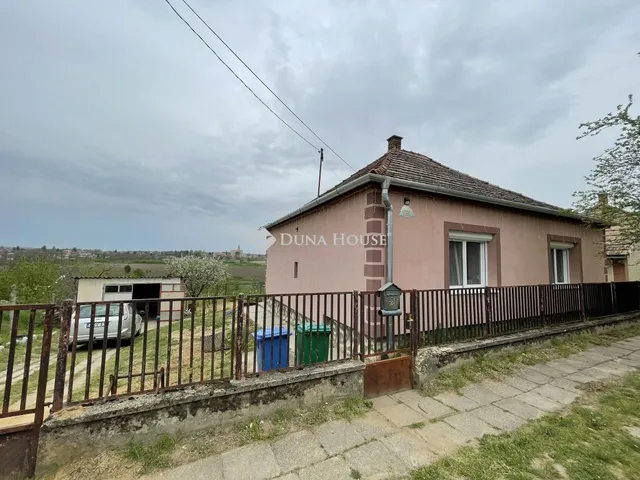 Eladó ház Döbrököz 76 nm