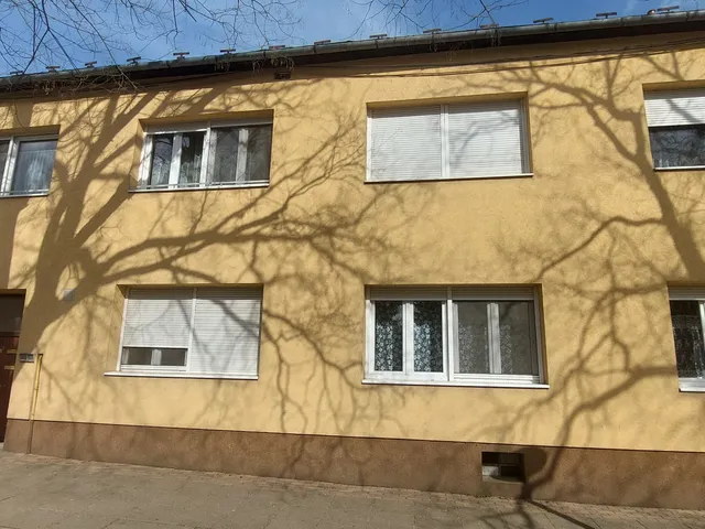 Eladó lakás Dombóvár 73 nm
