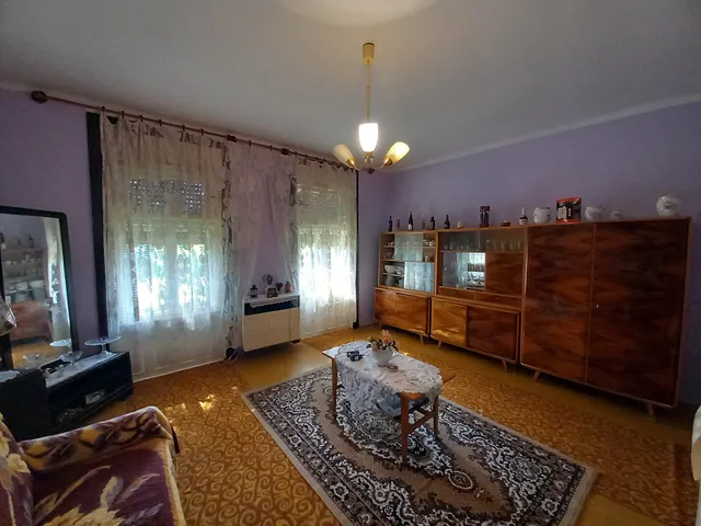 Eladó ház Gyulaj 130 nm