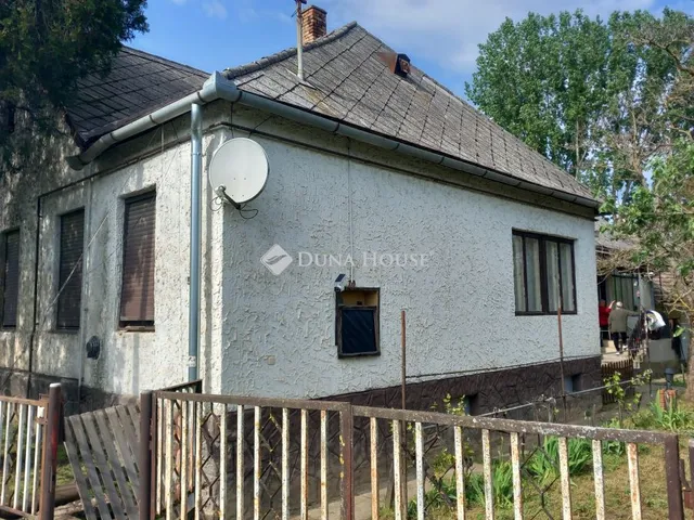 Eladó ház Gyulaj 130 nm