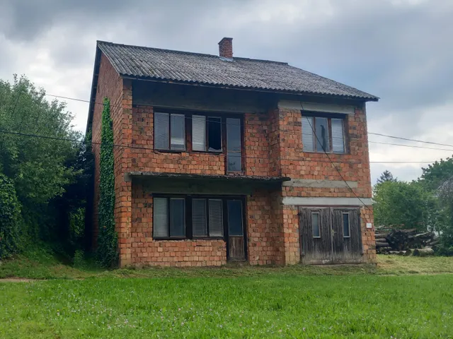 Eladó ház Egyházaskozár 150 nm