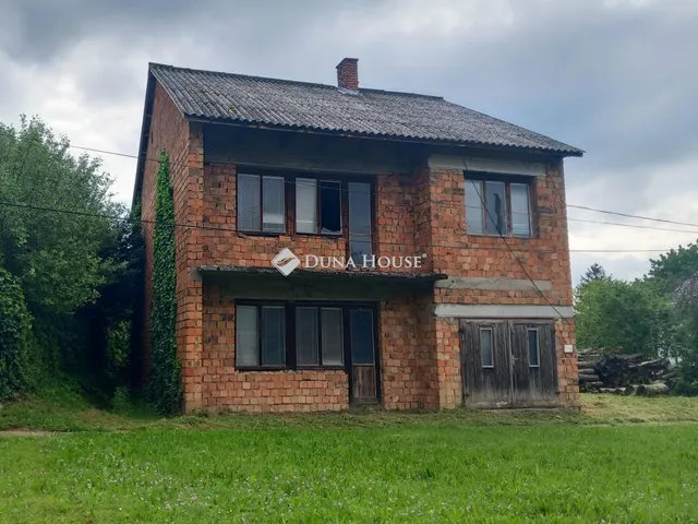 Eladó ház Egyházaskozár 150 nm