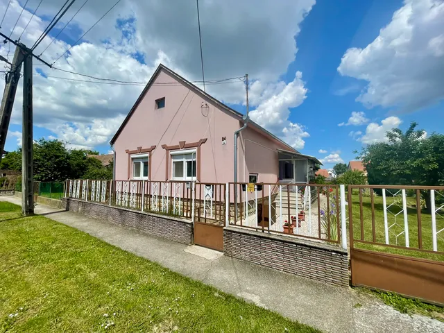 Eladó ház Kaposszekcső 94 nm
