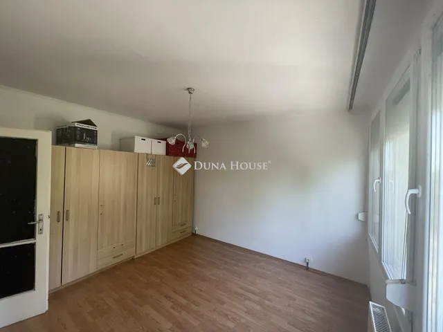 Eladó lakás Dombóvár 73 nm