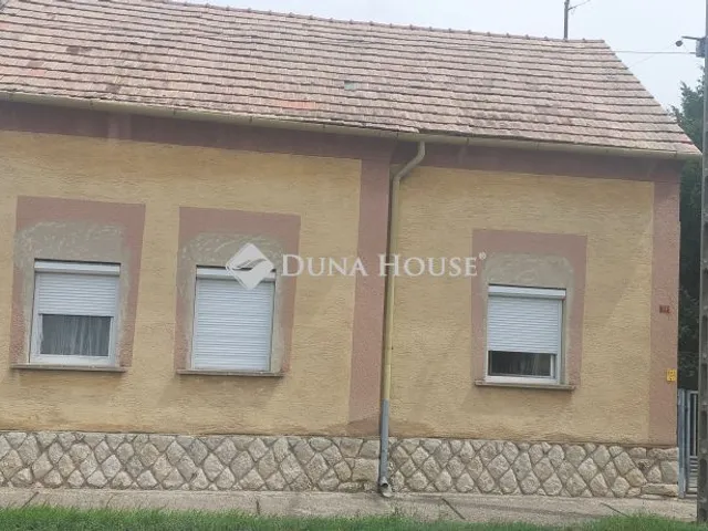 Eladó ház Dombóvár 120 nm