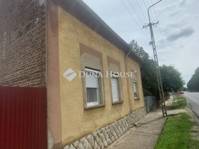 Eladó ház Dombóvár, Teleki utca 120 nm
