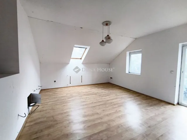 Eladó ház Dombóvár 142 nm