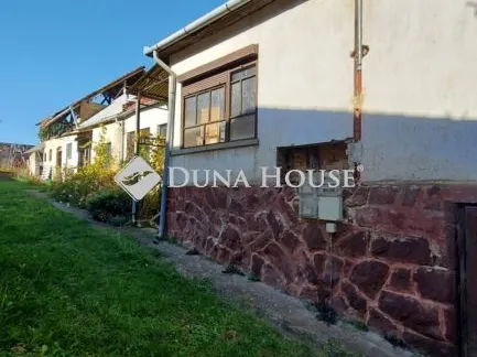 Eladó ház Szakcs, Vörösmarty utca 113 nm