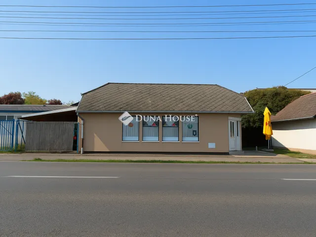 Eladó kereskedelmi és ipari ingatlan Dombóvár 60 nm