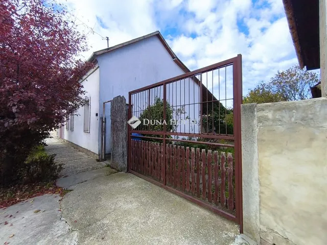 Eladó ház Dombóvár 65 nm