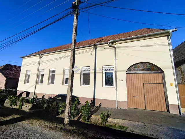 Eladó ház Dombóvár 105 nm