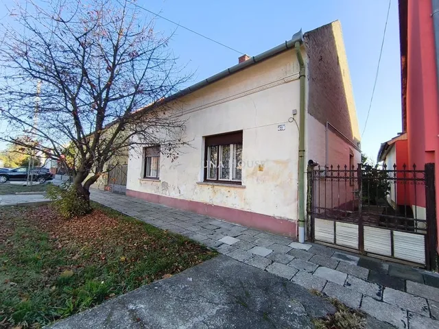 Eladó ház Dombóvár 80 nm