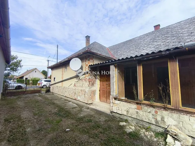 Eladó ház Csoma 100 nm