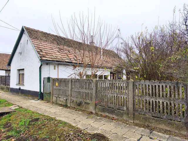 Eladó ház Dombóvár 68 nm