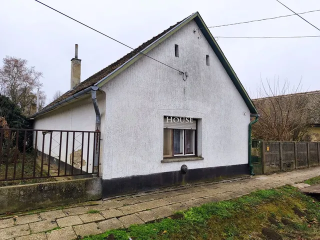 Eladó ház Dombóvár 68 nm