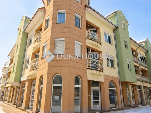 Eladó kereskedelmi és ipari ingatlan Dombóvár 40 nm