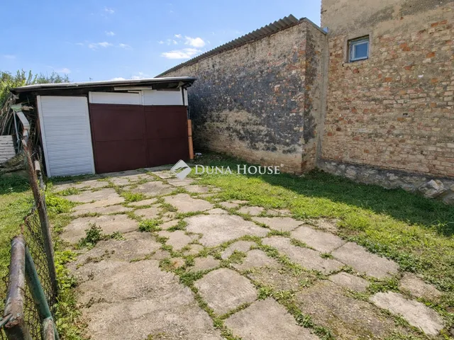 Eladó ház Dombóvár, Táncsics Mihály utca 60 nm