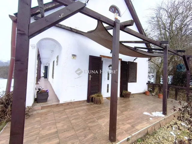 Eladó ház Kocsola 73 nm