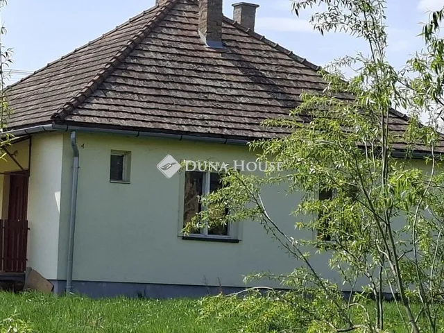 Eladó ház Szakcs, Vörösmarty utca 90 nm