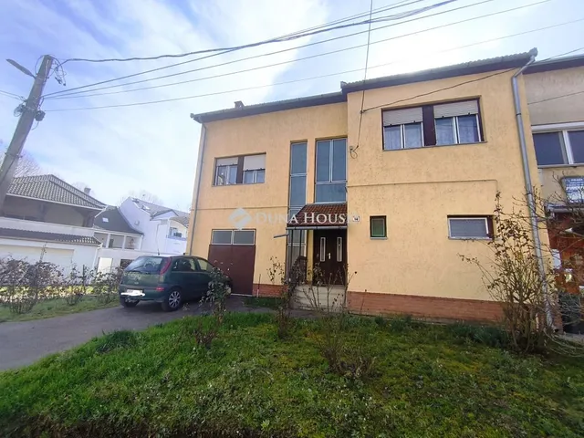 Eladó ház Dombóvár 254 nm