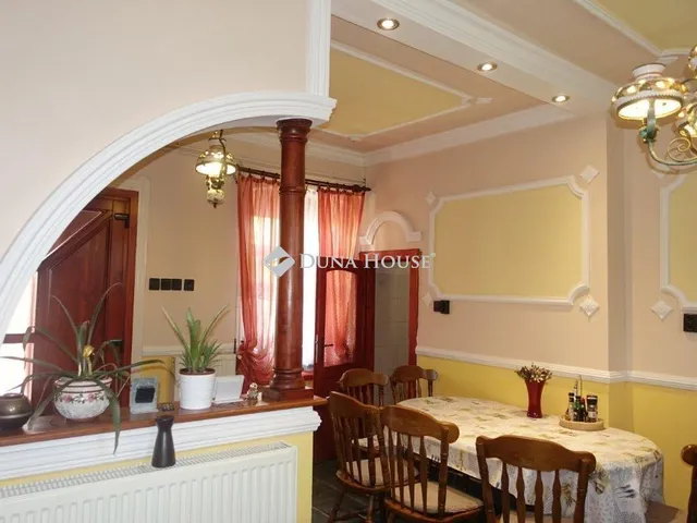 Eladó ház Egyházaskozár 150 nm