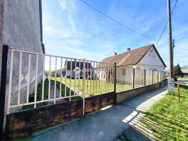 Eladó ház Mágocs 52 nm