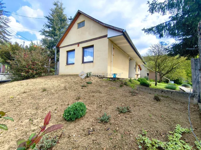 Eladó ház Kurd 44 nm