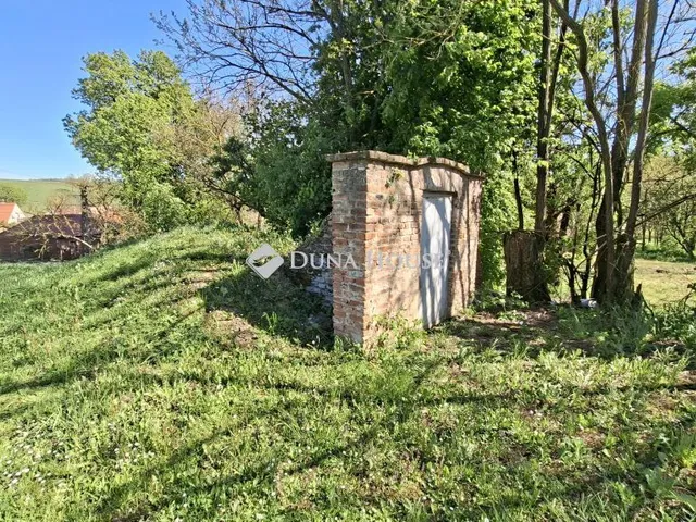 Eladó telek Varga, Fő utca 518 nm