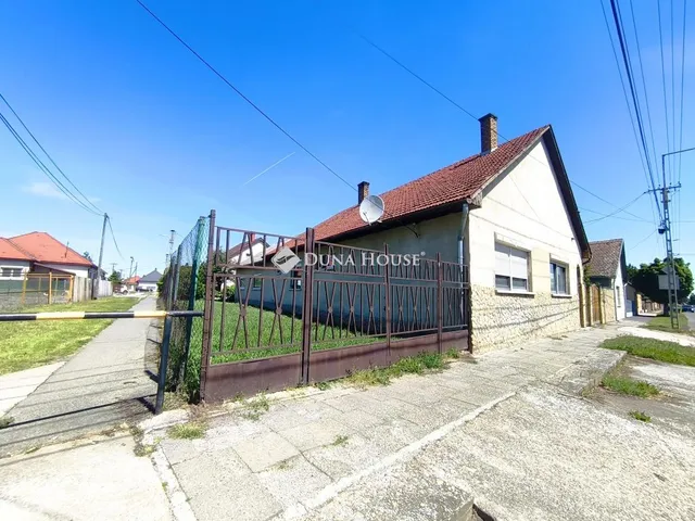 Eladó ház Dombóvár 115 nm