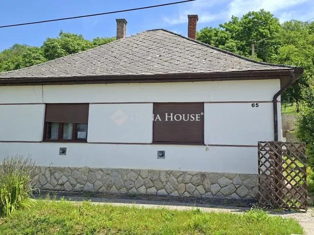 Eladó ház Csikóstőttős 70 nm