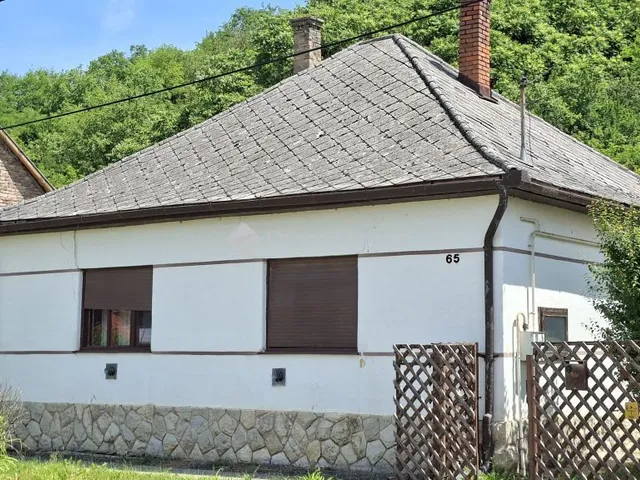 Eladó ház Csikóstőttős, Béke utca 70 nm