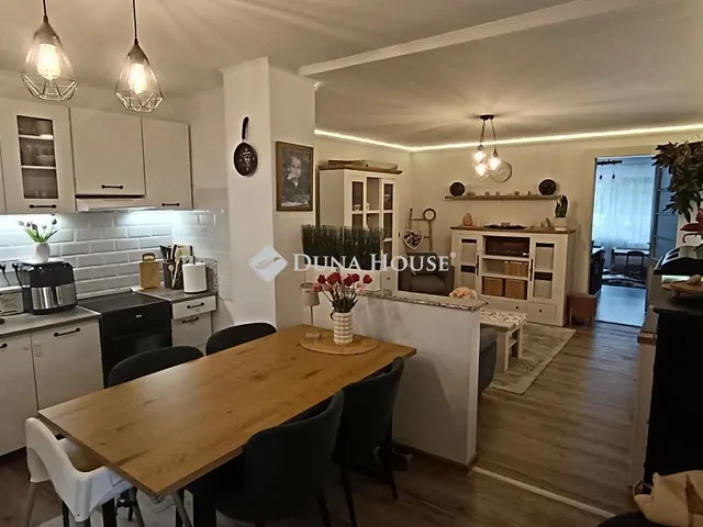 Eladó ház Dombóvár 74 nm