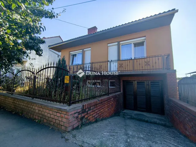 Eladó ház Dombóvár 132 nm