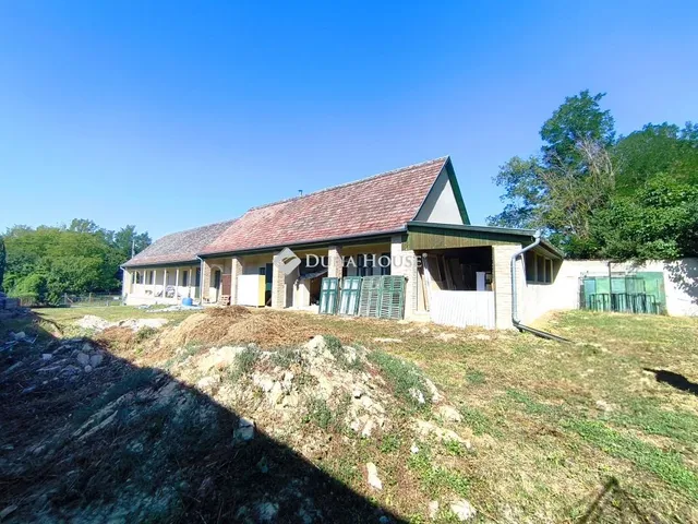 Eladó ház Szakadát 108 nm