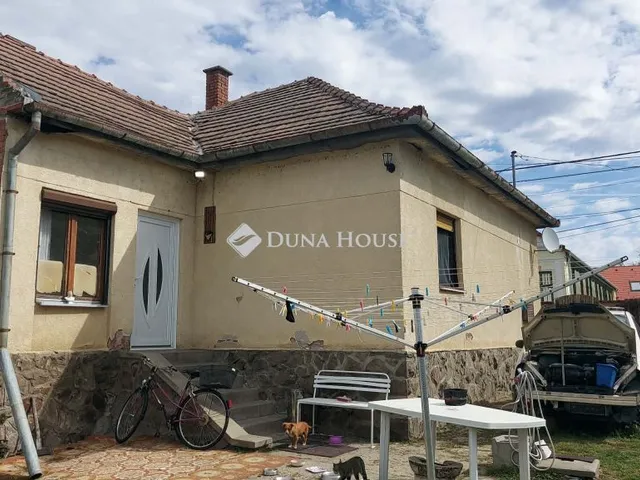 Eladó ház Csikóstőttős, Kossuth Lajos utca 80 nm