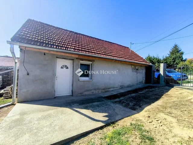 Eladó ház Egyházaskozár 40 nm