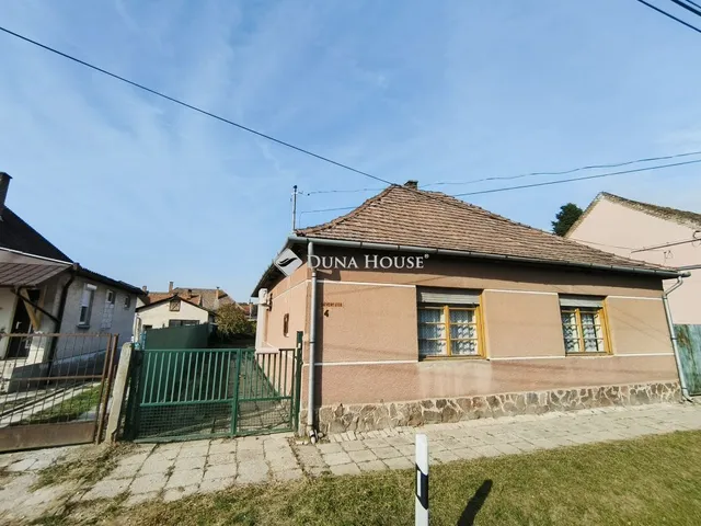 Eladó ház Dombóvár 89 nm