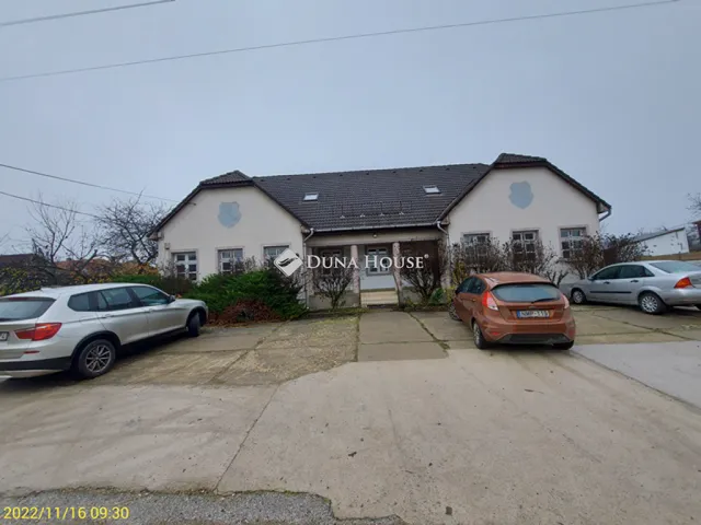 Eladó kereskedelmi és ipari ingatlan Taktaharkány 286 nm