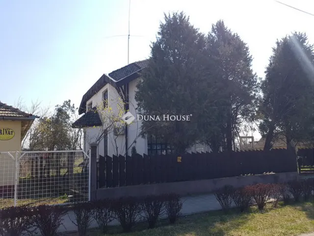 Eladó kereskedelmi és ipari ingatlan Nyírmada 251 nm