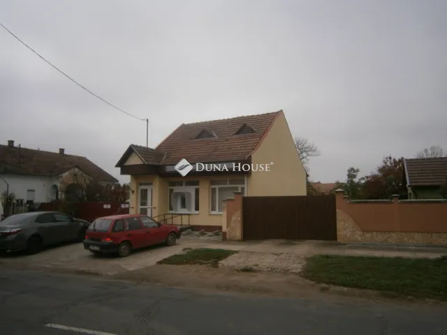 Eladó kereskedelmi és ipari ingatlan Körösszegapáti 67 nm