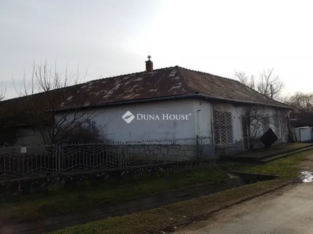 Eladó kereskedelmi és ipari ingatlan Timár 158 nm