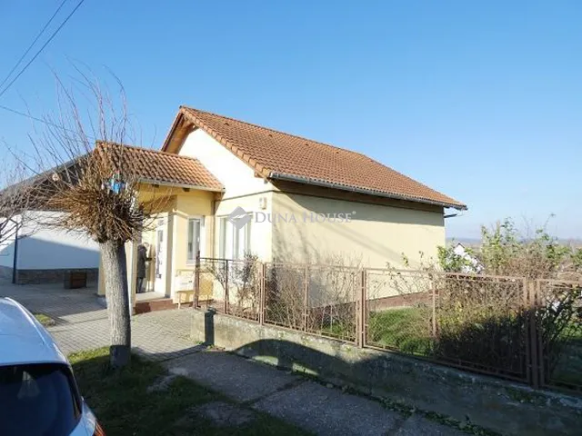 Eladó kereskedelmi és ipari ingatlan Szepetnek, Petőfi Sándor utca 66 nm