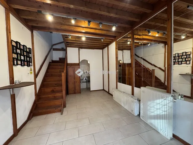 Eladó kereskedelmi és ipari ingatlan Budapest V. kerület, Bajcsy-Zsilinszky út 37 nm