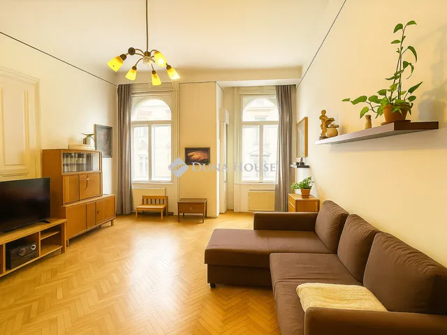 Eladó lakás Budapest VI. kerület 71 nm